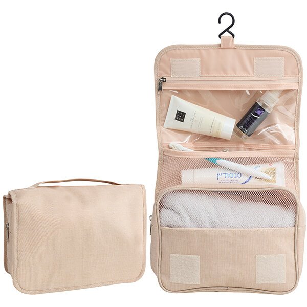 תיק כלי רחצה- המכיל מוצרי קוסמטיקה איכותיים
